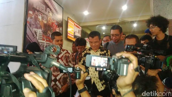 Kembali Diperiksa Kasus Pembayaran Online, Denny: Saya Harap Calo Tak Ada