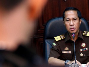 Kejagung Periksa 4 Anak Buah Gubernur Gatot soal Korupsi Bansos Sumut