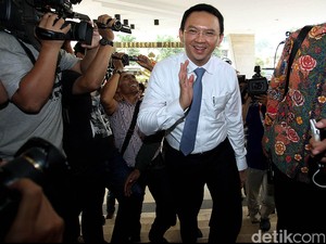 Ahok Dukung Go-Jek: Banyak yang Di-PHK, Mereka Butuh Tambahan