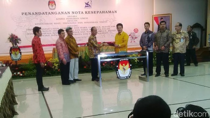 Penjelasan Lengkap KPU Soal Perpanjangan Pendaftaran Calon Kepala Daerah