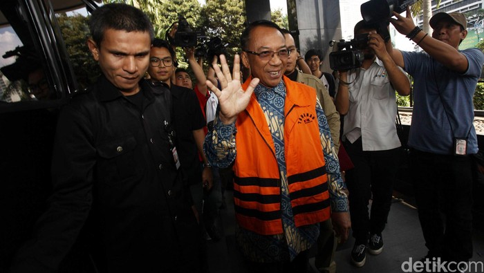 Eks Menbudpar Jero Wacik Selewengkan DOM Rp 8,4 Miliar untuk Perkaya Diri