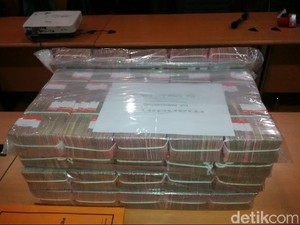 Penampakan Uang Miliaran Rupiah yang Disita Polri Terkait Kasus Cetak Sawah