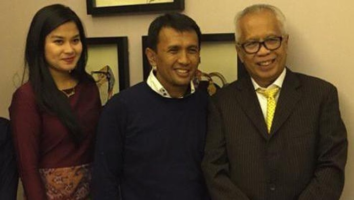 Momen Keakraban OC Kaligis dan Gubernur Gatot