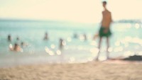 Habiskan waktu sekitar 15 menit di bawah sinar matahari. Habiskan waktu sekitar 15 menit di matahari akan membantu kamu mendapatkan vitamin D tanpa risiko terkena kanker kulit. Foto: thinkstock