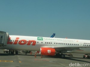 Ini Penampakan Pesawat Lion Air yang Ditempeli Logo Muktamar NU