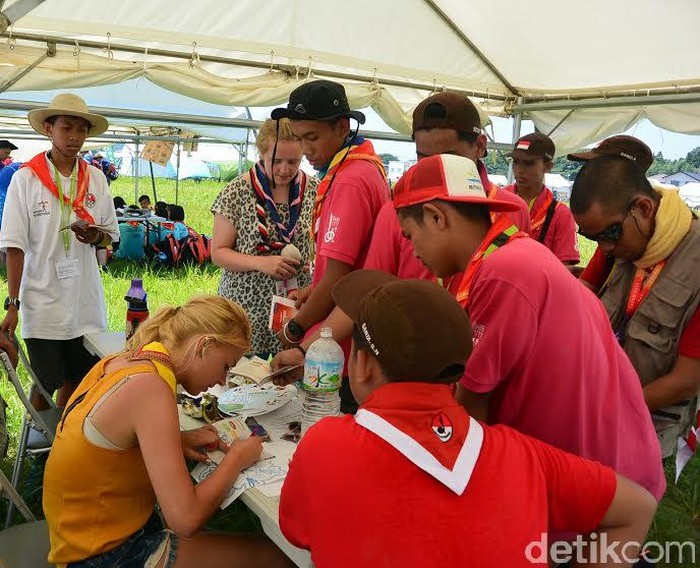 Pramuka Belanda Ini Senang Dapat Komunitas Bersepeda Baru di Jambore