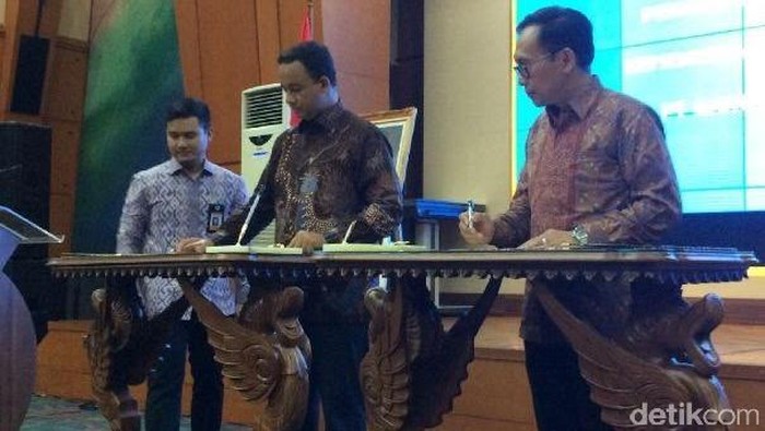 Asyik! Garuda Beri Diskon dan Ekstra Bagasi Bagi Penumpang Berprofesi Guru