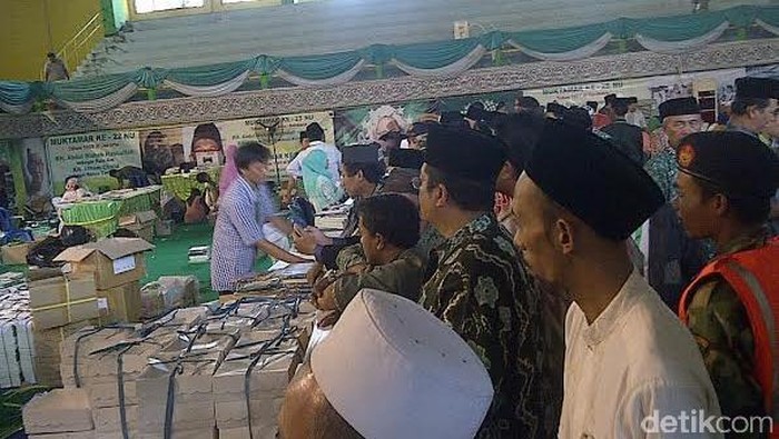 Pendaftaran Belum Selesai, Ratusan Muktamirin Tertahan di GOR Merdeka