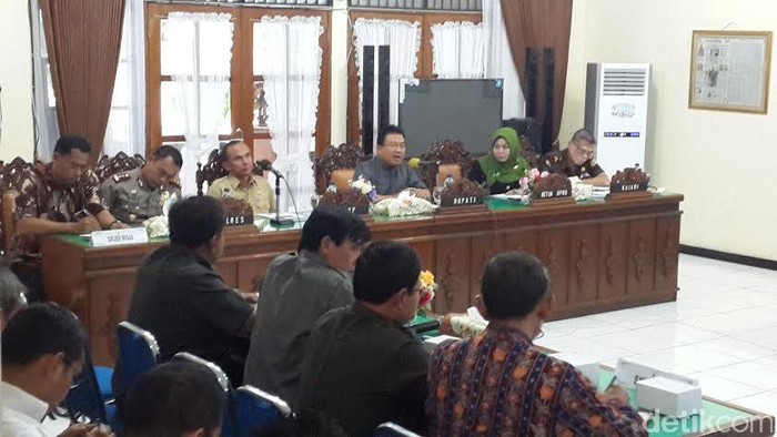 Usai Kerusuhan di Blok Cepu, Bupati Bojonegoro Gelar Rapat Tertutup