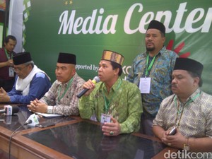 Perdebatan AHWA Alot, Muktamirin Mulai Resah dan Malu