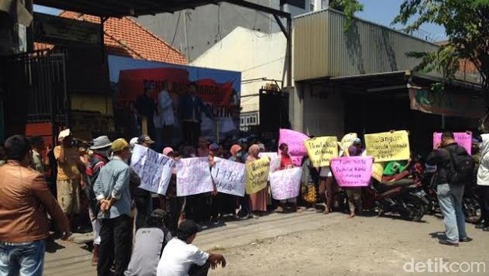 AWAS Desak Pemerintah Keluarkan Perppu Terkait Pilkada Ditunda