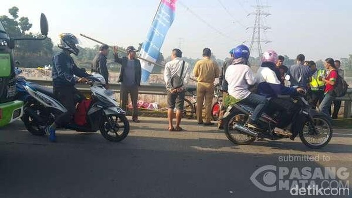 Ada Penemuan Mayat, Lalu Lintas di Sekitar Setu Pamulang Macet