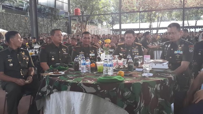 Saat Mayor Agus Yudhoyono Jadi Idola di Kodam Jaya