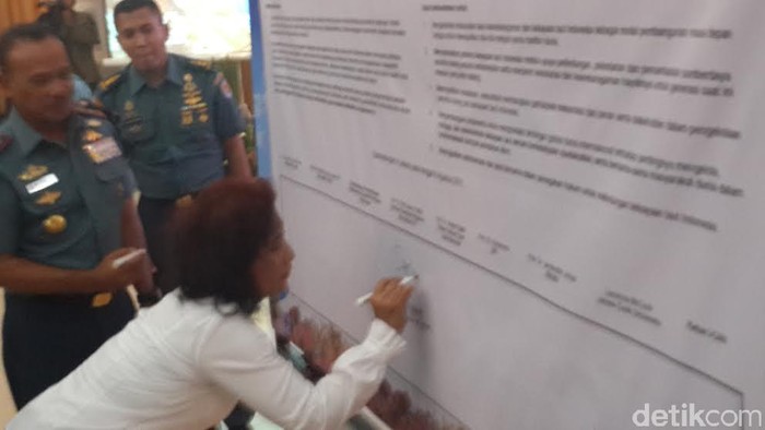 Menteri Susi dan Dankormar Teken Komitmen Penyelamatan Terumbu Karang