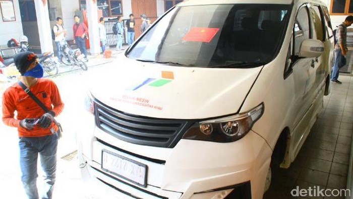 Kejagung Sita 3 Mobil Listrik dari Kampus UNRI di Pekanbaru