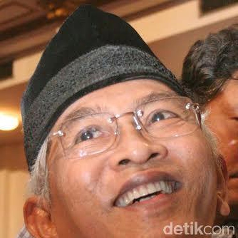 TAUSIYAH GUS MUS MENGHARUKAN Di MUKTAMAR 33 NU Di JOMBANG By CITA ENTERTAINMENT|gus Mus Menangis