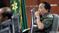 Tak lagi menjabat Bupati, Fuad Amin terjun ke gelangang politik dan menjadi Ketua DDP Bangkalan Partai Gerindra. Lewat kendarann politik itu, Fuad akhirnya menjadi Ketua DPRD Bangkalan 2014-2019.