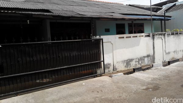 sertifikat hilang rumah 1 Rumah dan Istri Andy Kosong, Anaknya Minggu Pindah