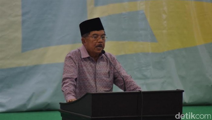 Wapres JK Saksikan Final Cerdas Cermat 4 Pilar MPR