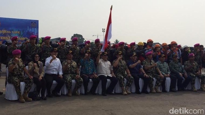 Pendaki Tuna Daksa dan Marinir Suarakan Peduli Ekosistem Pesisir