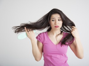 Kata Dokter Soal Penyebab Rambut Ubanan di Usia Muda