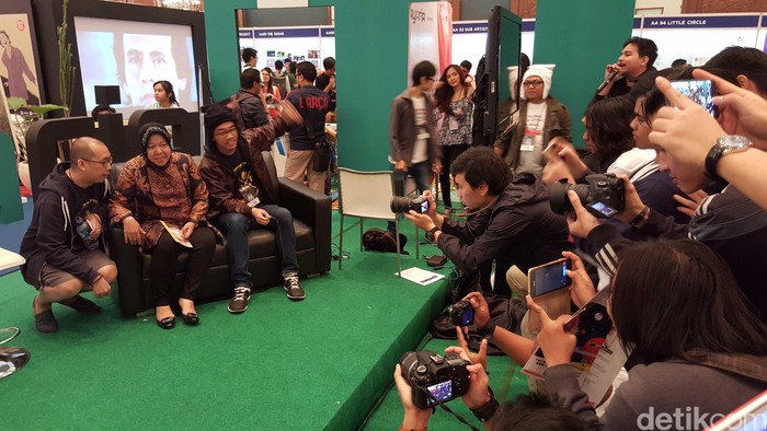 Sehari Bersama Risma, Ini Ceritanya