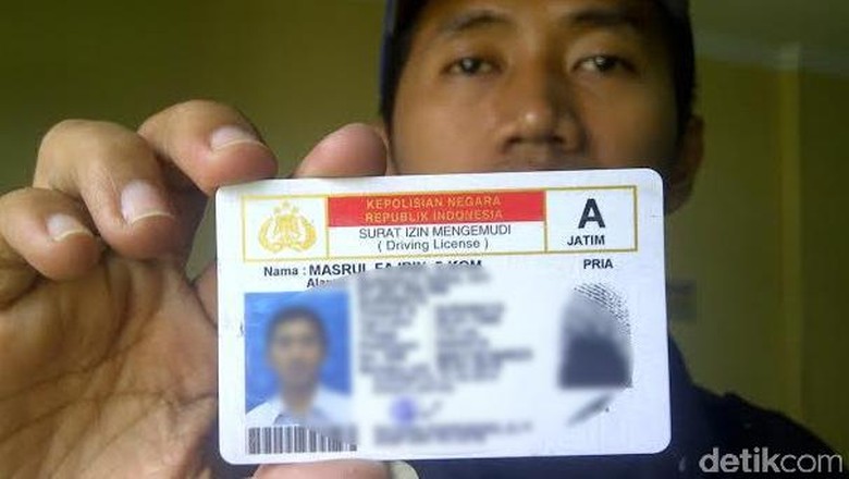 Coba Suap Petugas Saat Uji SIM di Bekasi, Seorang Pria Ditangkap Coba Suap Petugas Saat Uji SIM di Bekasi, Seorang Pria Ditangkap