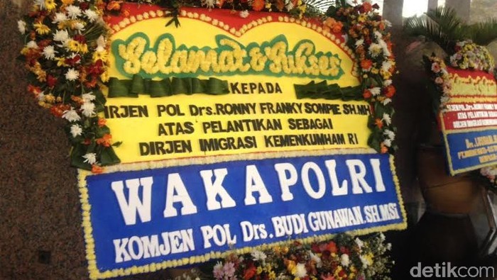 Jadi Dirjen Imigrasi, Ronny Sompie Banjir Karangan Bunga dari Kolega