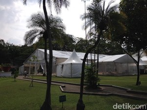 HUT ke-70 RI , Jokowi Hadirkan Tenda Tembus Pandang Berkonsep Maritim di Istana