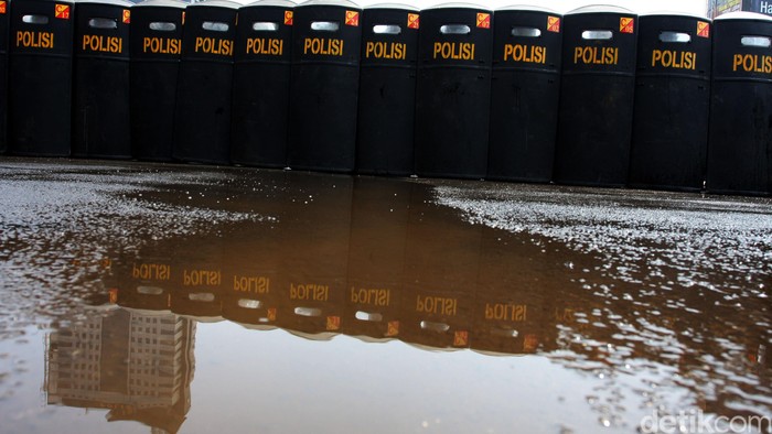 Kapolres Sorong Selatan yang Didemo Anggotanya Dicopot