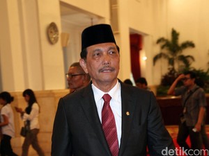 Jokowi akan Pertahankan Kantor Kepala Staf, Belum Tunjuk Pengganti Luhut