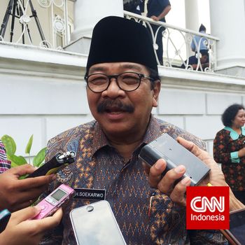 Pakde Karwo-Dahlan Iskan Masuk Bursa Timses Jokowi di Jatim