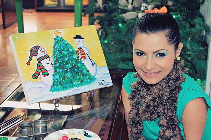 Meski Lahir Tanpa Tangan dan Kaki, Wanita Ini Jago Melukis dan Berdandan