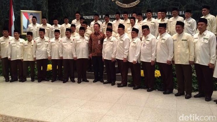 Berangkatkan 40 Petugas Haji DKI Jakarta, Ahok: Semoga Jadi Haji Mabrur