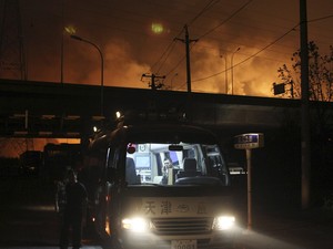 Ledakan Tianjin Picu Bola Api Raksasa, Getaran Hingga Beberapa Km