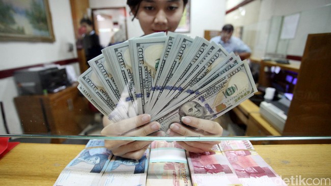Pemerintah dan BI Beberkan Jurus Redam Pelemahan Rupiah