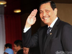 Jabatan Kepala Staf Kepresidenan Dirangkap Luhut, Ini Tanggapan PDIP