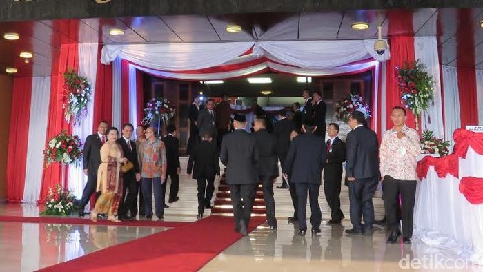 Habibie Tak Ikut Sidang Bersama DPD-DPR