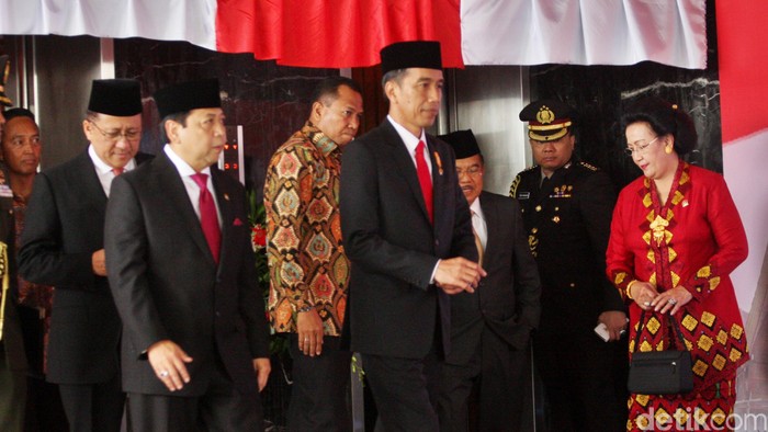 Jokowi Batal Resmikan 7 Proyek DPR, Fadli Zon: Itu Hanya Masalah Teknis