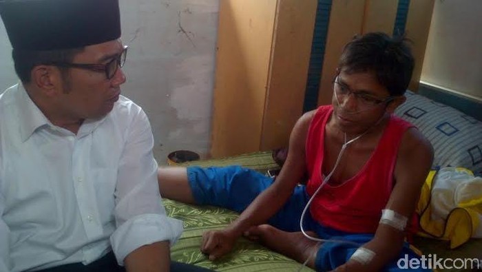 Ridwan Kamil Kunjungi Amin Ikhsan di Lokasi Gusuran