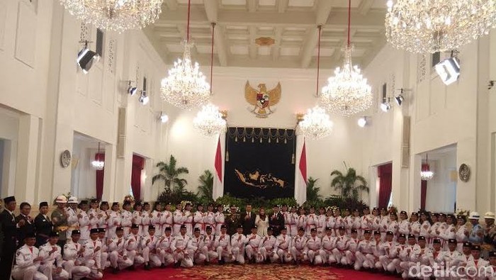 Ini Dia 68 Pasukan Pengibar Bendera Pusaka Upacara Kemerdekaan