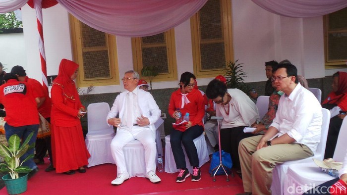 Ahok dan Wagub Djarot Temui Anak Laksamana Maeda