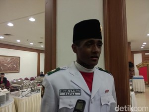 Ini Ian, Siswa Papua Pengerek Bendera Merah Putih di Istana Merdeka