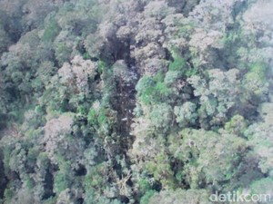 Ini Penjelasan Mensos Khofifah Soal Dana Rp 6,5 M di Pesawat Trigana Air