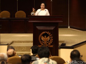 Megawati: Ini Lagi Ribut Soal Freeport, Harus Direvolusi Mental