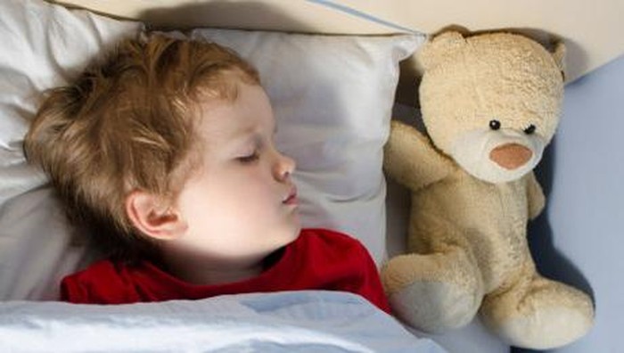 Tidur Lebih Awal Sejak Dini, Risiko Obesitas Saat Remaja Bisa Turun