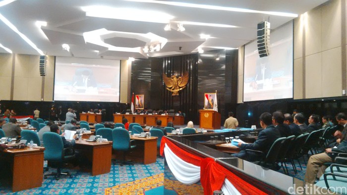 Masa Kerja 11 Bulan, DPRD DKI Baru Hasilkan 2 Perda