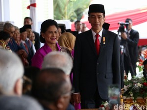 Presiden Jokowi Terima Utusan Aljazair di Istana