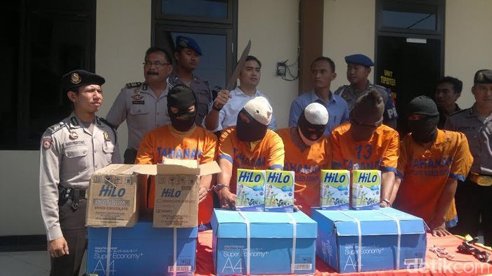 Lima Pelaku Bajing Loncat Diamankan, Tiga Orang Buron