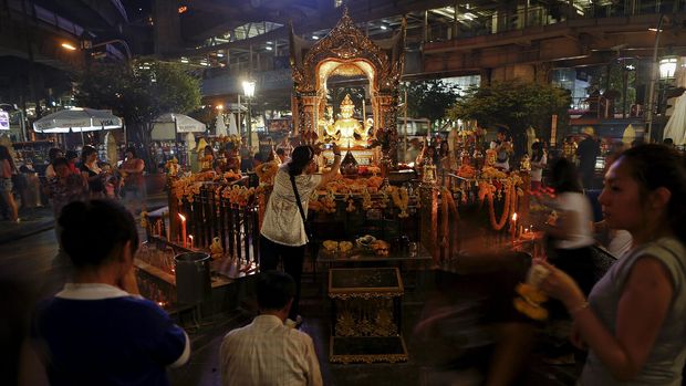 Kuil di Thailand  REUTERS/Damir Sagolj/Files